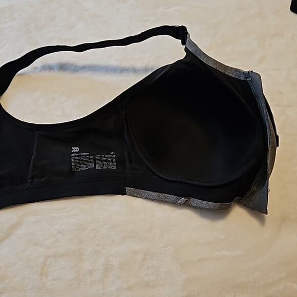 ALL IN MOTION Front Zip SPORTS BRA Size 38D NWOT - Picture 4 of 6